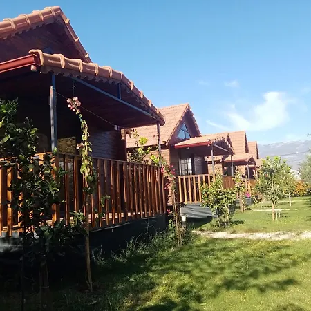 Riviera Evleri 1 *